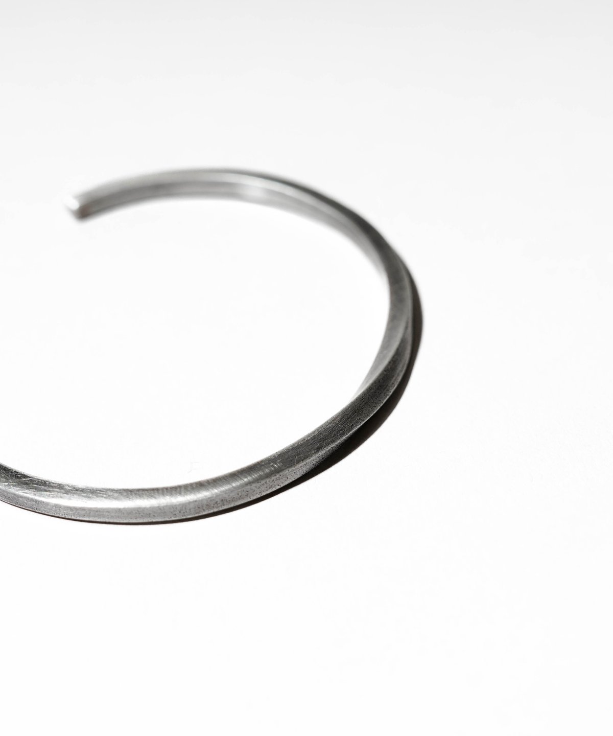 TWIST BANGLE | CTHY