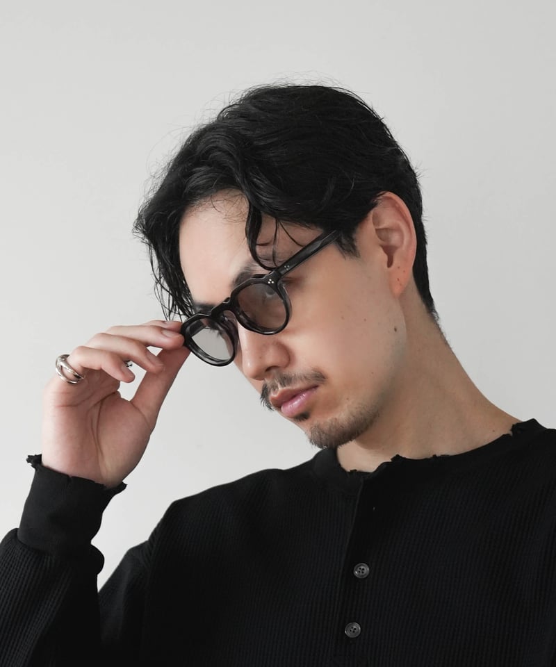 VINTAGE MATERIAL EYEWEAR “CROWNPANTO” by CELLU