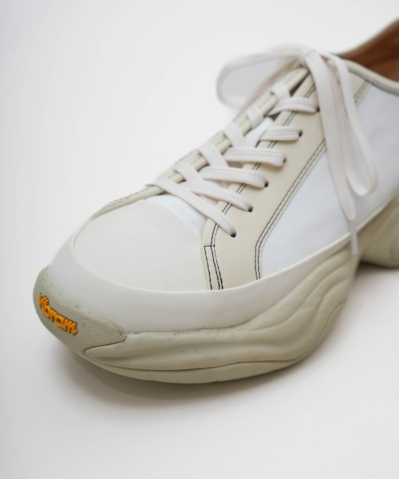 HIGH-END CLASSIC DAD SNEAKER by VIBRAM® | CTHY