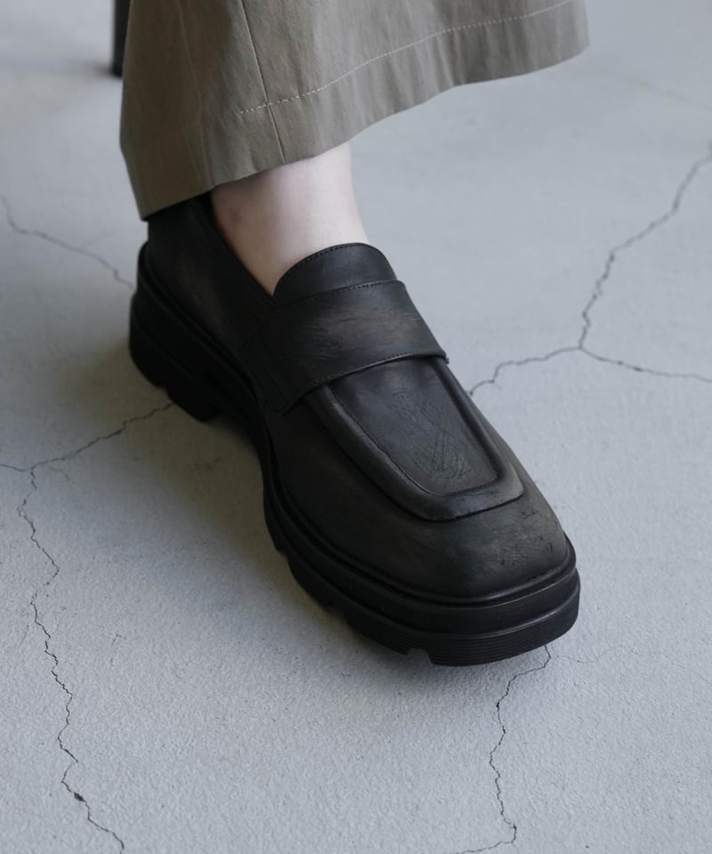 CTHY+VEIN】COW LEATHER LOAFERS [EMBOSSED / ANTI CTHY+VEIN】COW LEATHER LOAFERS [EMBOSSED / ANTI