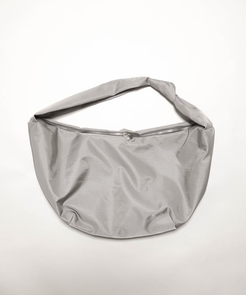 BIG HALF MOON SHOULDER BAG | CTHY