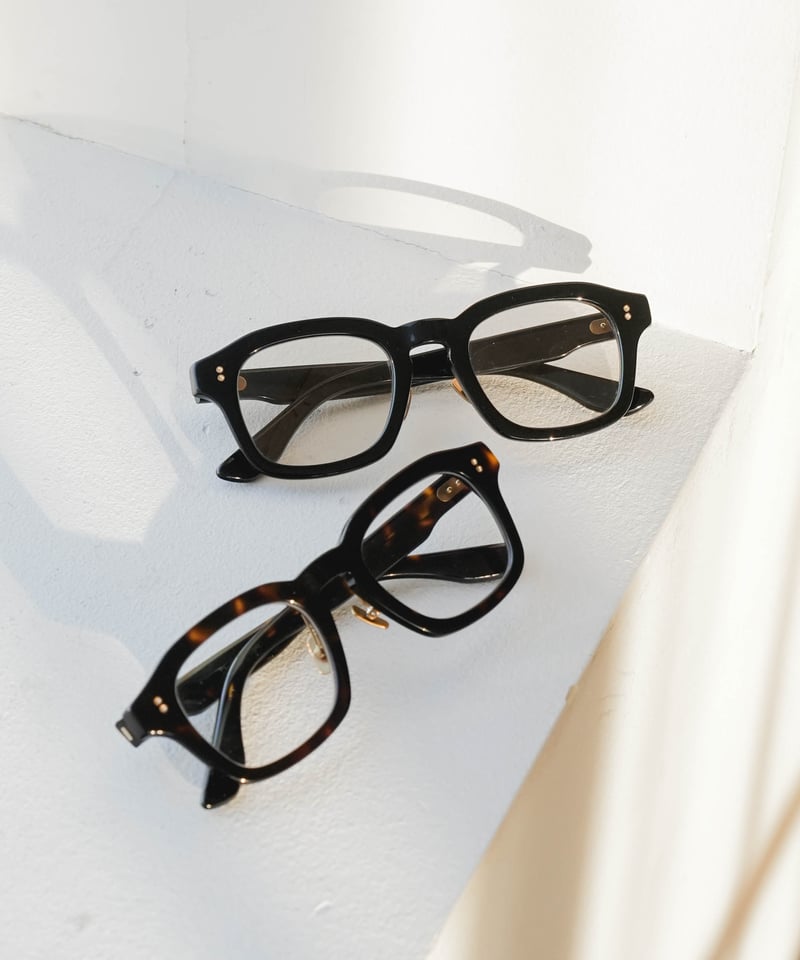 小物 CTHY ACETATE HANDMADE MODERN EYEWEAR ACETATE HANDMADE MODERN EYEWEAR “WELLINGTON” |