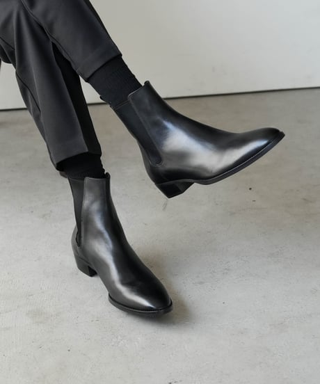 LUXURY MATERIAL LEATHER HEEL BOOTS by Annonay