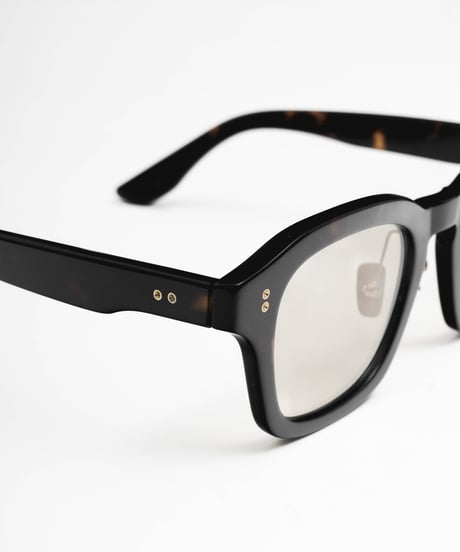 ACETATE HANDMADE MODERN EYEWEAR “WELLINGTON”