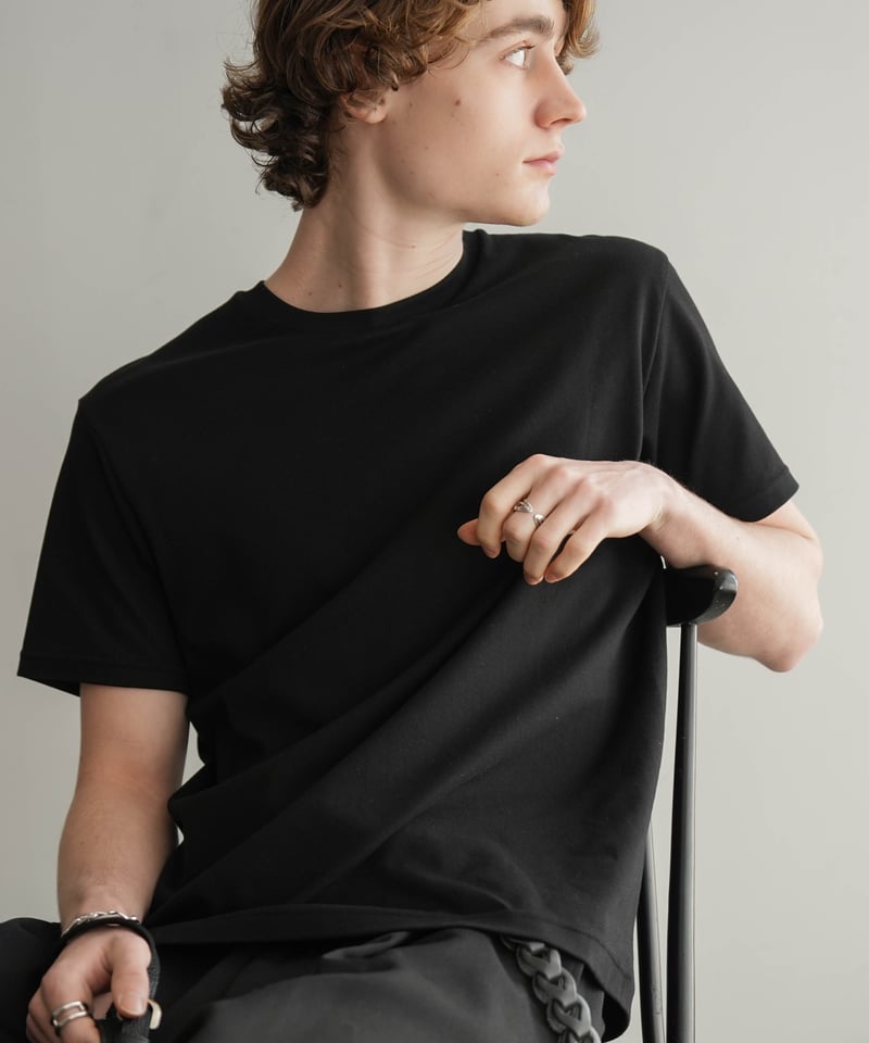 LUXURY MATERIAL JUST-FIT H/S TEE by SUVIN PLAT