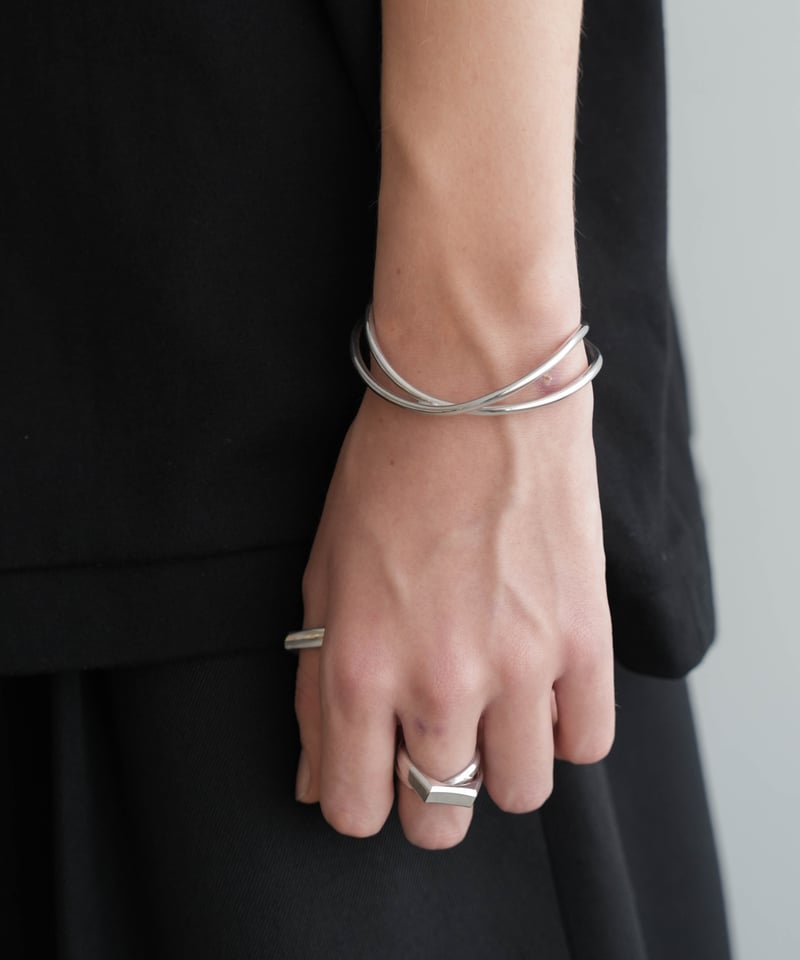 WAVE LAYERED BANGLE | CTHY