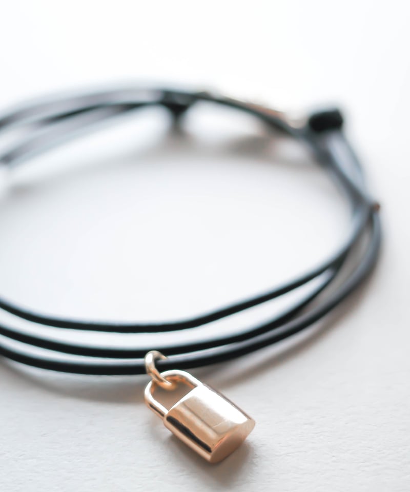 RePLAY PADLOCK BRACELET 「GOLD」