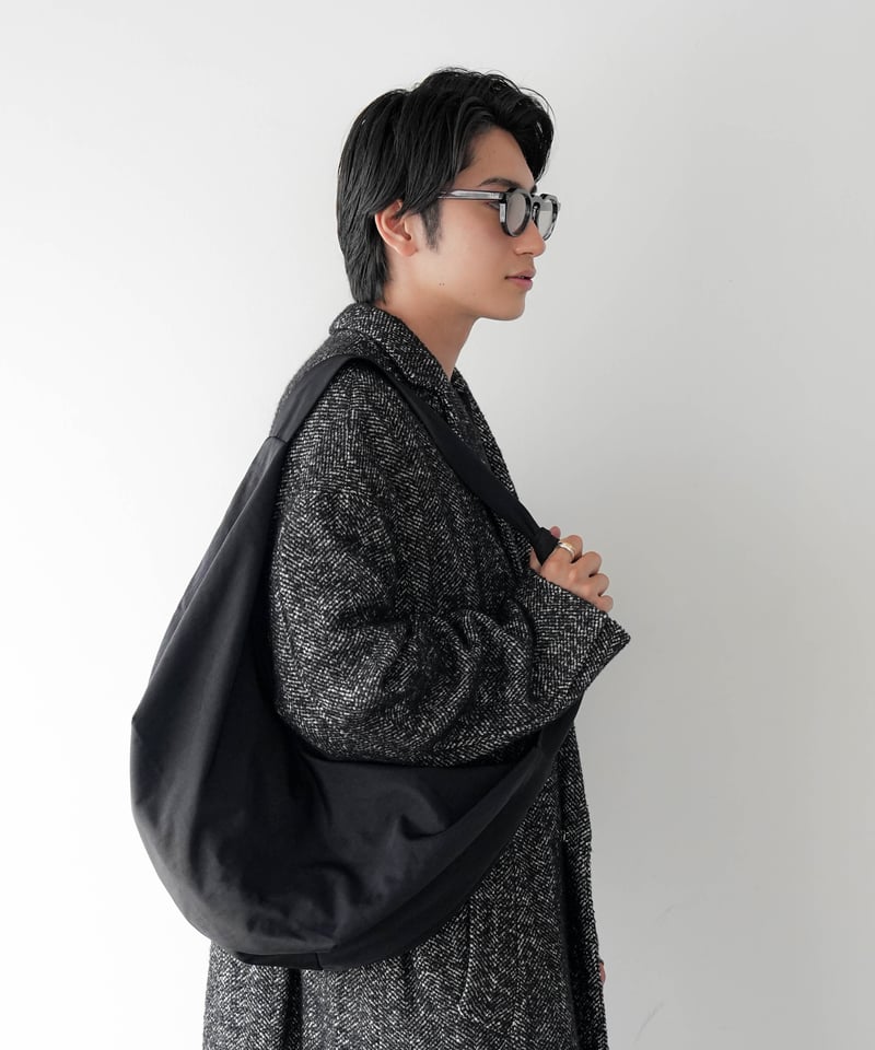 BIG HALF MOON SHOULDER BAG | CTHY