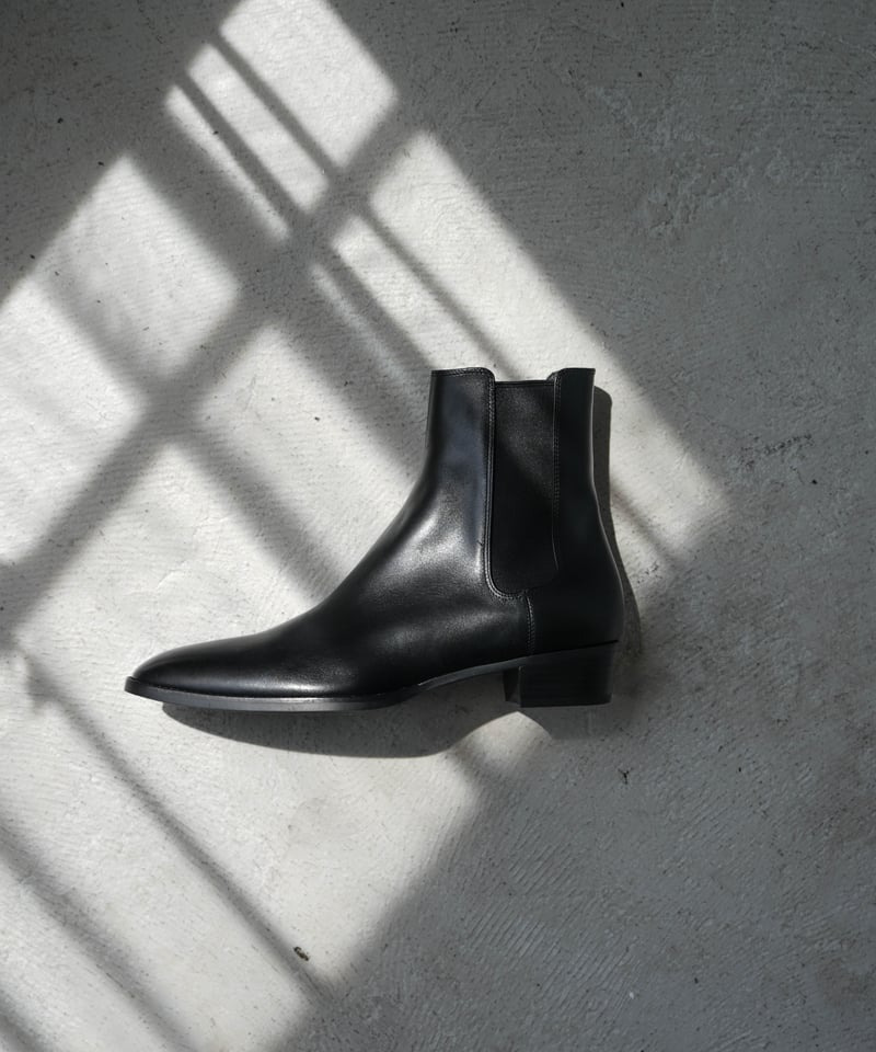 LUXURY MATERIAL LEATHER HEEL BOOTS by Annonay |