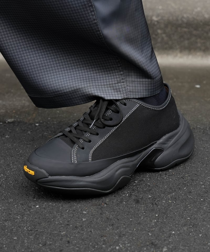 HIGH-END CLASSIC DAD SNEAKER by VIBRAM® | CTHY HIGH-END CLASSIC DAD SNEAKER by VIBRAM® | CTHY