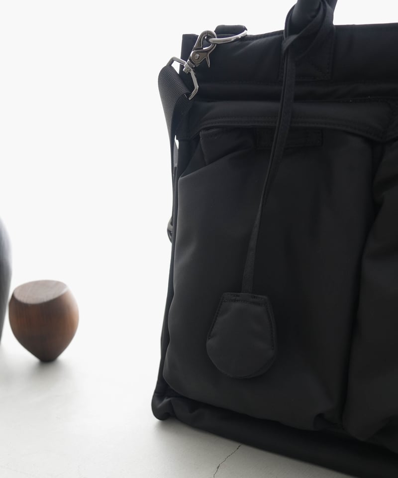 10 LIMONTA NYLON HELMET BAG | CTHY 10 LIMONTA NYLON HELMET BAG | CTHY