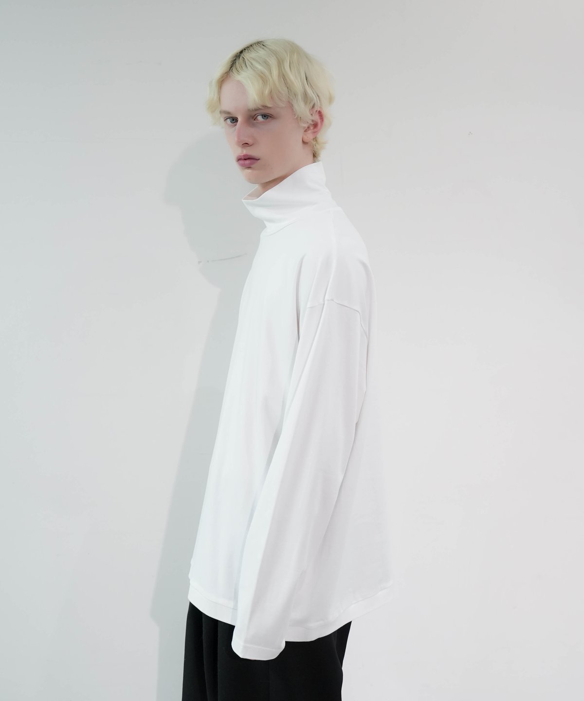 SUVIN PLATINUM LONG SLEEVE TURTLENECK CUTSEW | SUVIN PLATINUM LONG SLEEVE TURTLENECK CUTSEW |