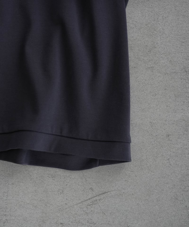 LUXURY MATERIAL LOOSE-FIT H/S TEE by SUVIN PLA