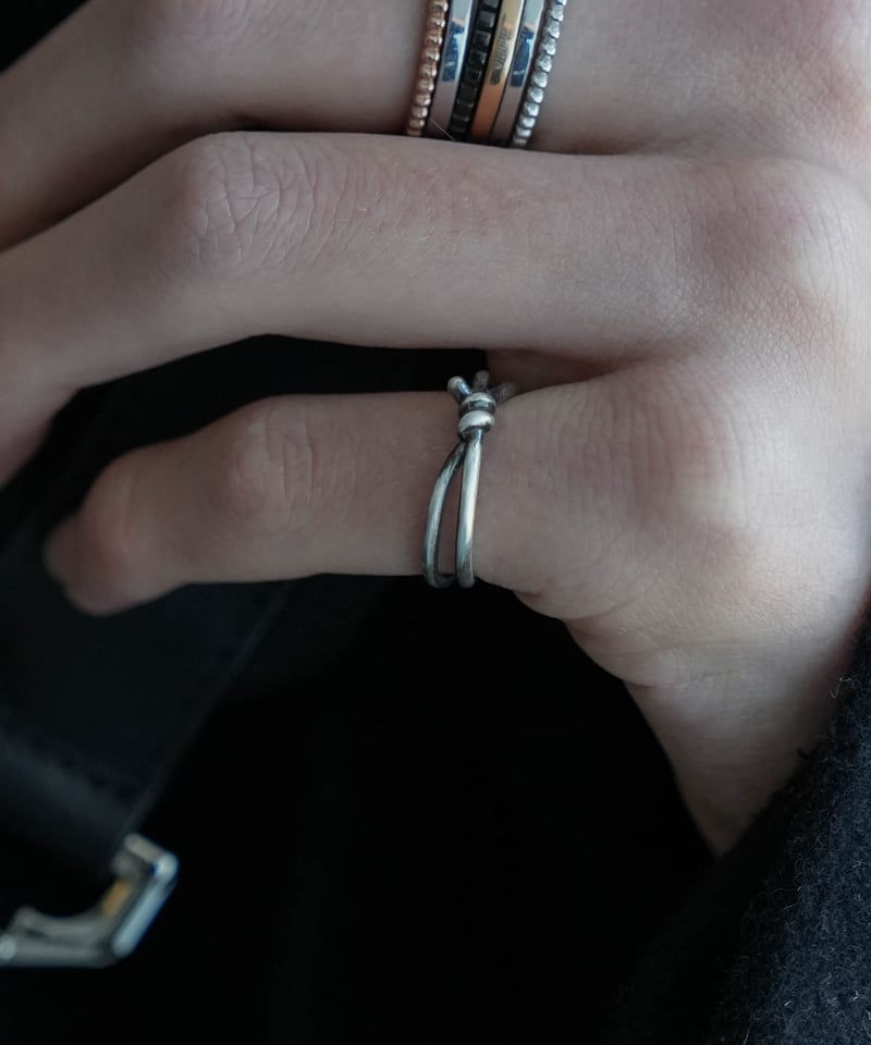HIGH-END KNOT PINKY RING | CTHY HIGH-END KNOT PINKY RING | CTHY