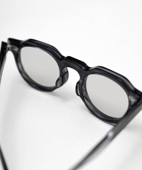 VINTAGE MATERIAL EYEWEAR “CROWNPANTO”  by CELLULOID