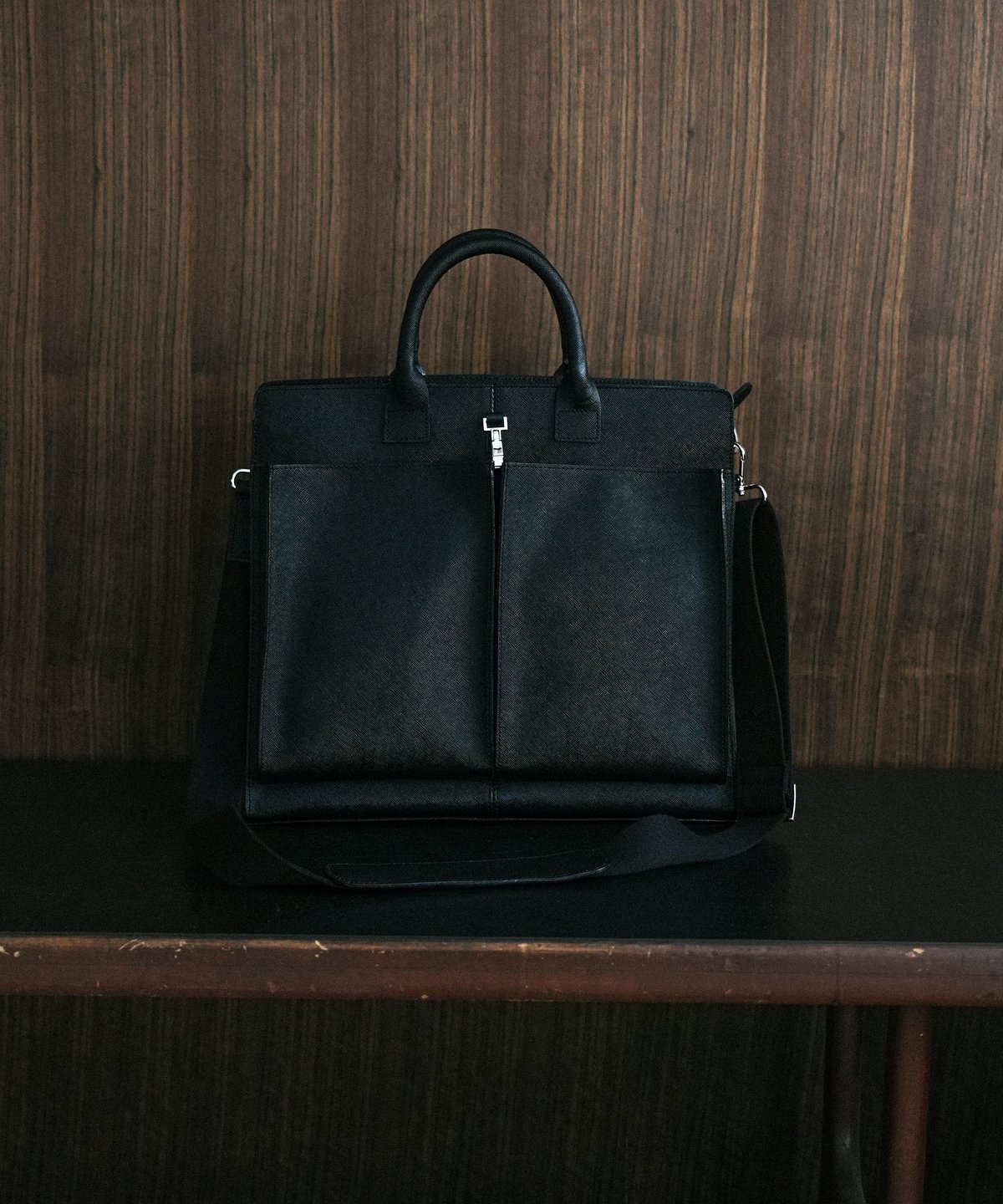 CTHY+Rich I】SAFFIANO LEATHER HELMET BAG [OFFIC CTHY+Rich I】SAFFIANO LEATHER HELMET BAG [OFFIC