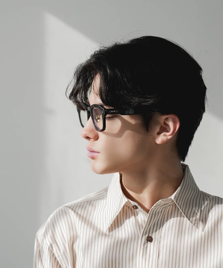 ACETATE HANDMADE MODERN EYEWEAR “WELLINGTON”