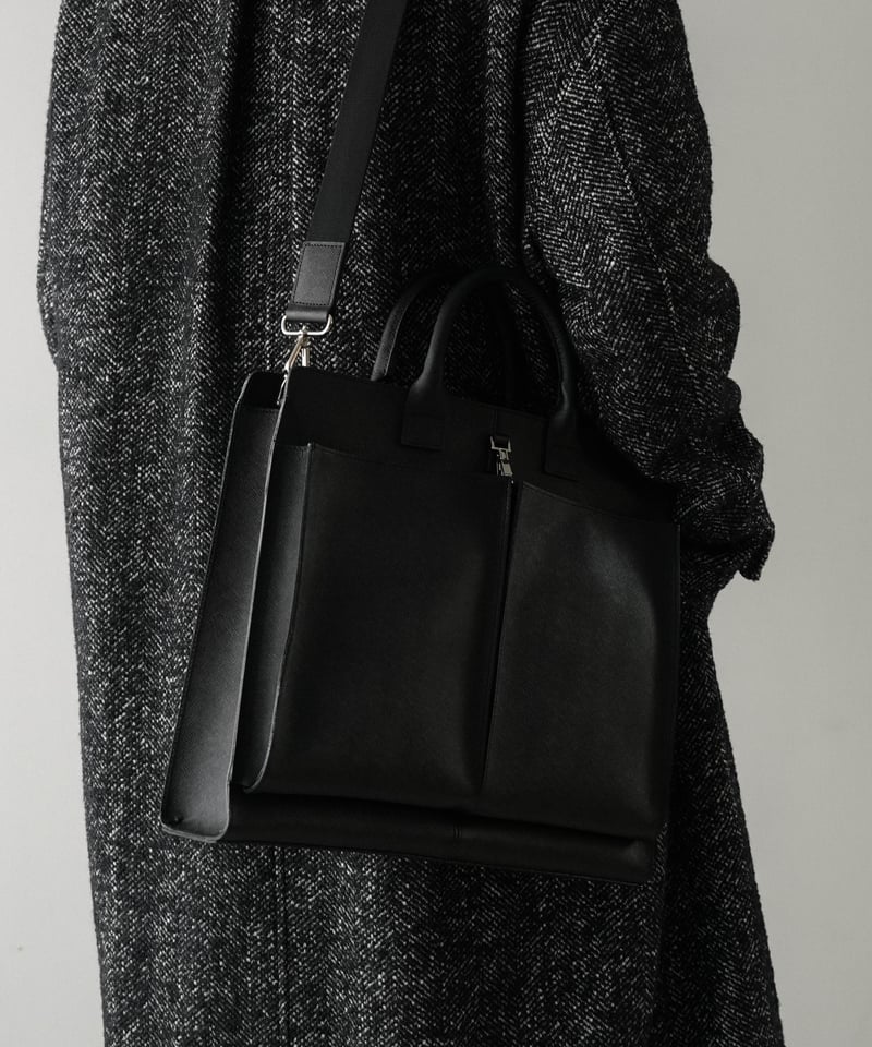 CTHY+Rich I】SAFFIANO LEATHER HELMET BAG [OFFIC CTHY+Rich I】SAFFIANO LEATHER HELMET BAG [OFFIC