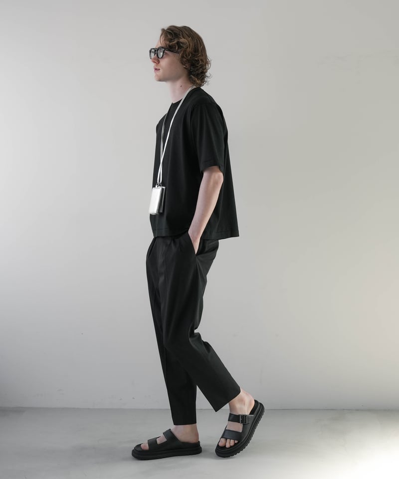 CTHY SLIM CLASSIC TROUSERS サイズ1 CTHY SLIM CLASSIC TROUSERS サイズ1 - メルカリ
