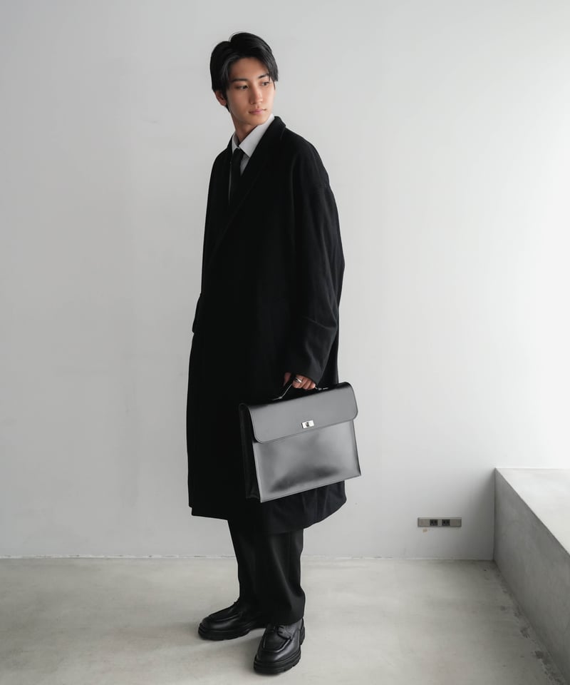 バッグ CTHY LUXURY MATERIAL BRIEFCASE byAnnonay LUXURY MATERIAL BRIEFCASE by Annonay | CTHY