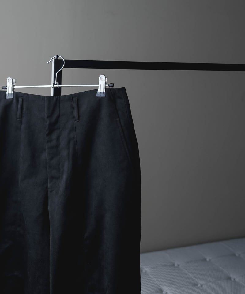 SEA ISLAND MICROFIBER SUEDE DRAPE TROUSERS | CTHY