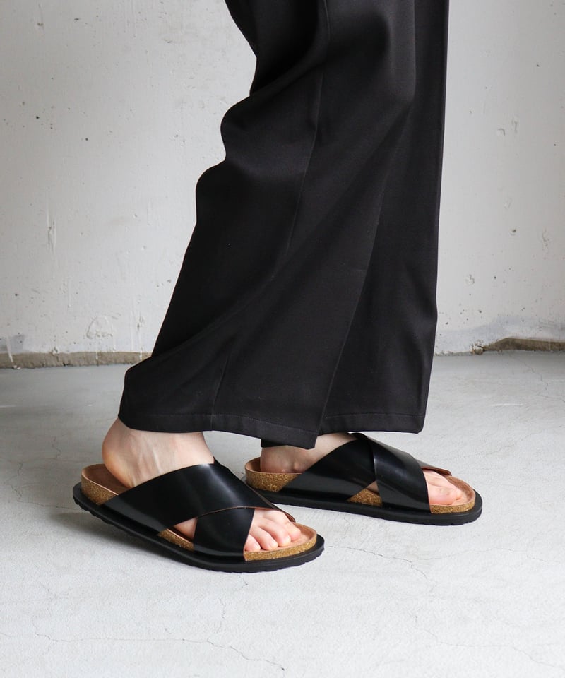 【CTHY】CROSS LETHER DAD SANDALS
