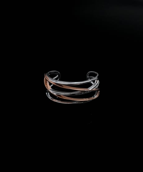 HIGH-END STRUCTURE WIDE BANGLE