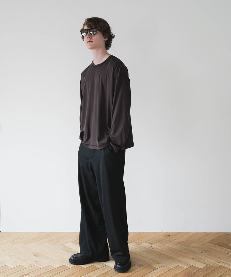 LUXURY MATERIAL LONG SLEEVE CUTSEW by SUVIN PLA