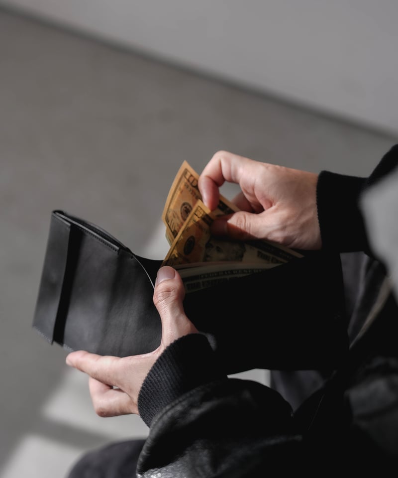 LUXURY MATERIAL GUIDI LEATHER ANONYMOUS WALLET