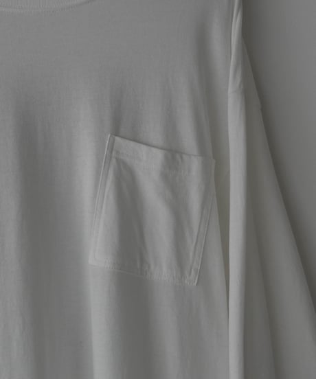 BACK GRAPHIC LONG SLEEVE CUTSEW
