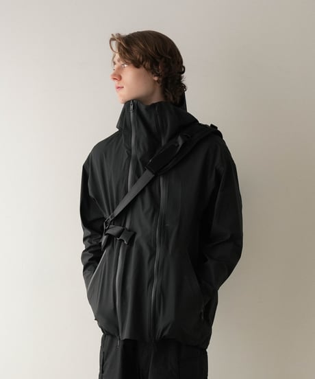 #15 LUXURY MATERIAL ONE SHOULDER SLING DAYPACK by LIMONTA / Annonay
