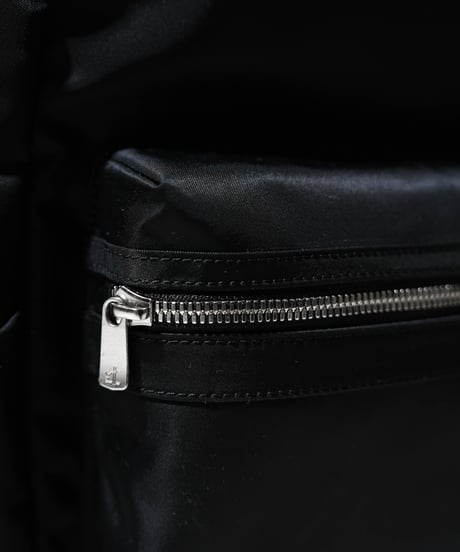 #15 LUXURY MATERIAL ONE SHOULDER SLING DAYPACK by LIMONTA / Annonay