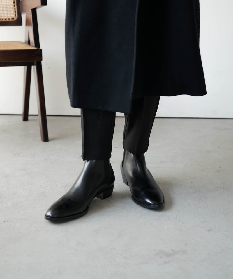 LUXURY MATERIAL LEATHER HEEL BOOTS by Annonay |