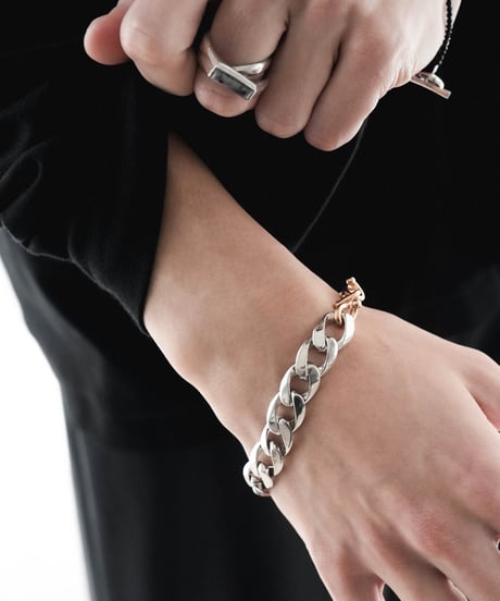 HIGH-END HERITAGE SILVER BRACELET