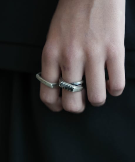 HIGH-END CTHY RING "LARVIKITE"
