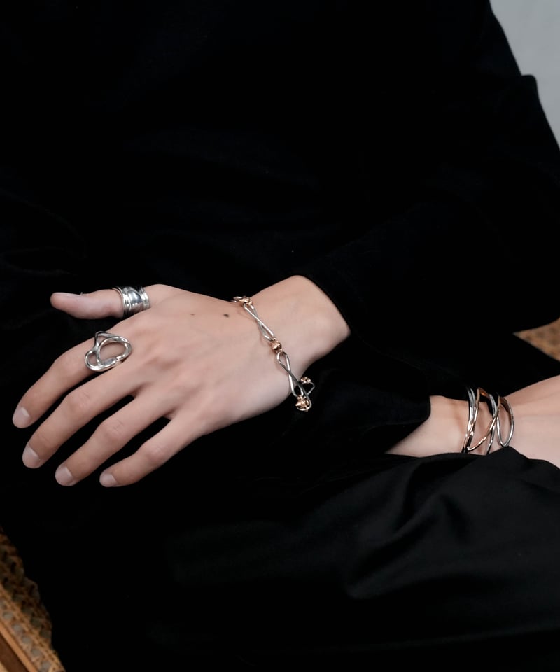 INFINITE STUDS BRACELET | CTHY