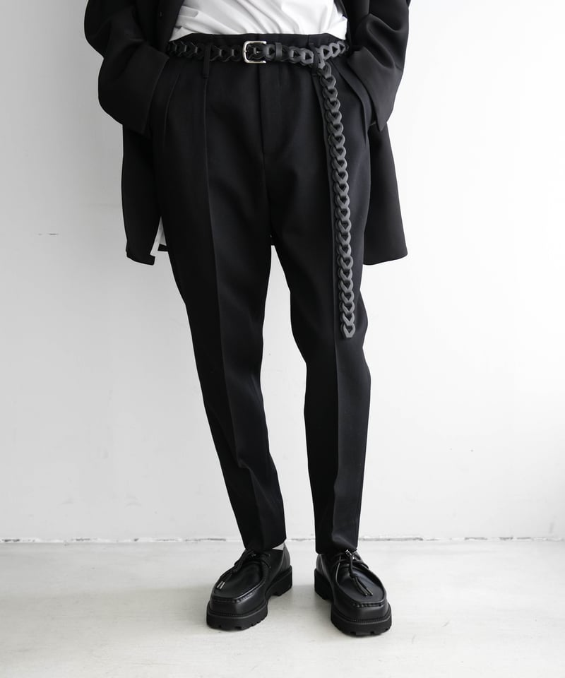 LUXURY MATERIAL SLIM CLASSIC TROUSERS by BISHU