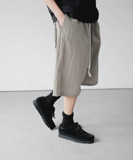 LUXURY MATERIAL LIMONTA ITALY SAROUEL HALF PANTS