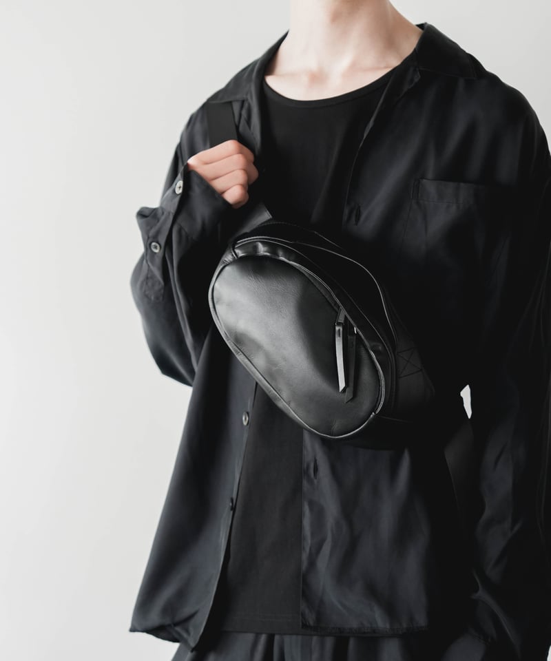 WATER PROOF LEATHER BODY BAG | CTHY