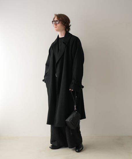 #01 LUXURY MATERIAL DRAWSTRING BAG by LIMONTA