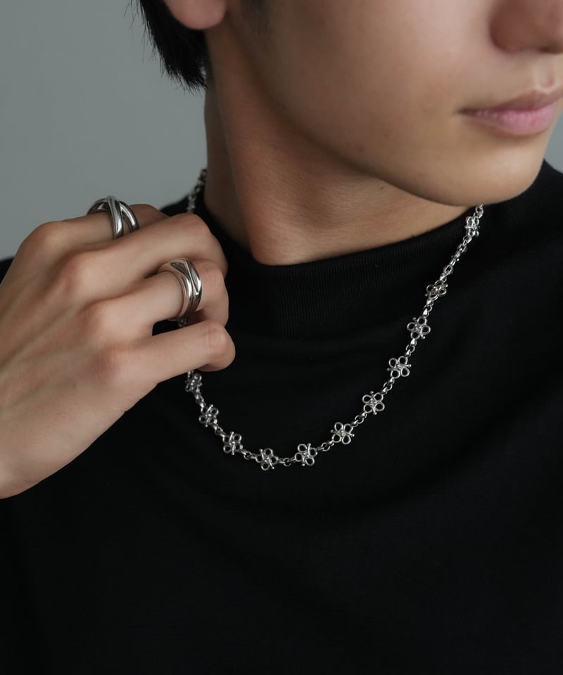 HIGH-END HERITAGE CREST NECKLACE | CTHY