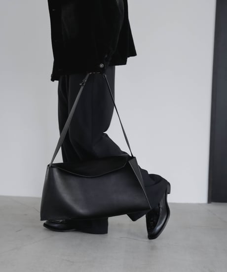 #20 LUXURY MATERIAL Annonay LEATHR EDITOR’S BAG