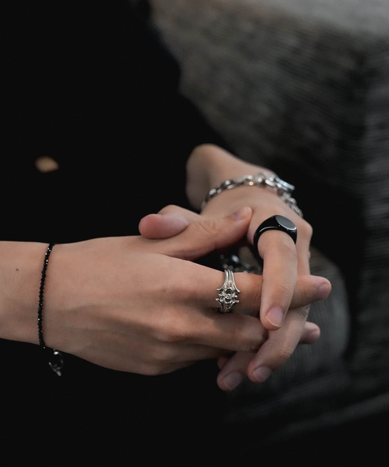 LUXURY MATERIAL ALL STONE RING by BLACK AGATE |