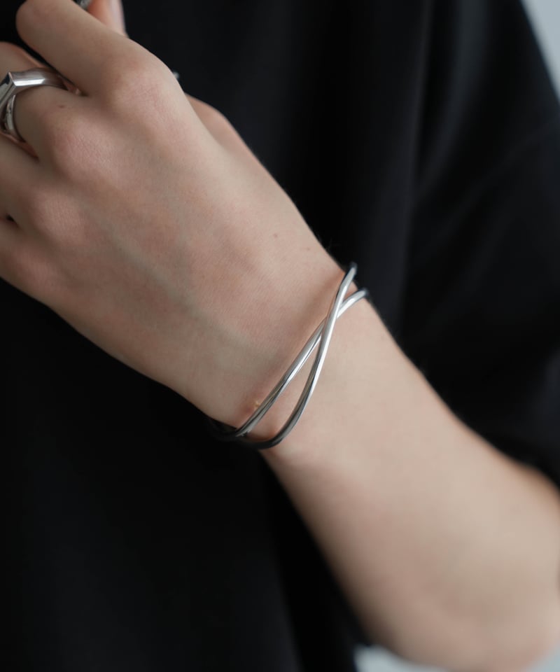 WAVE LAYERED BANGLE | CTHY
