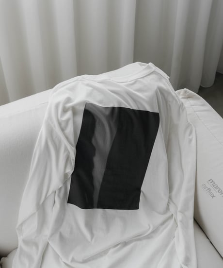 BACK GRAPHIC LONG SLEEVE CUTSEW