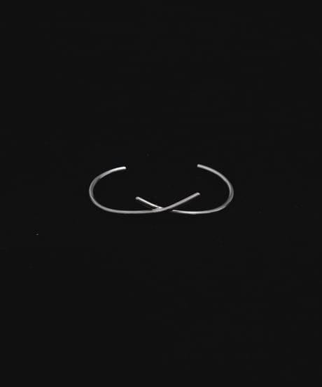 CROSS BANGLE