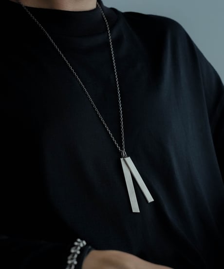 HIGH-END CTHY OBJECTS NECKLACE