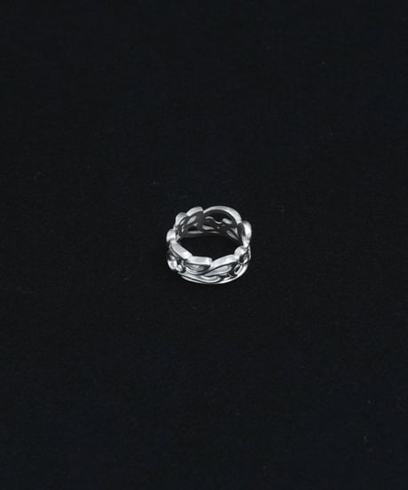 IVY ARCH RING