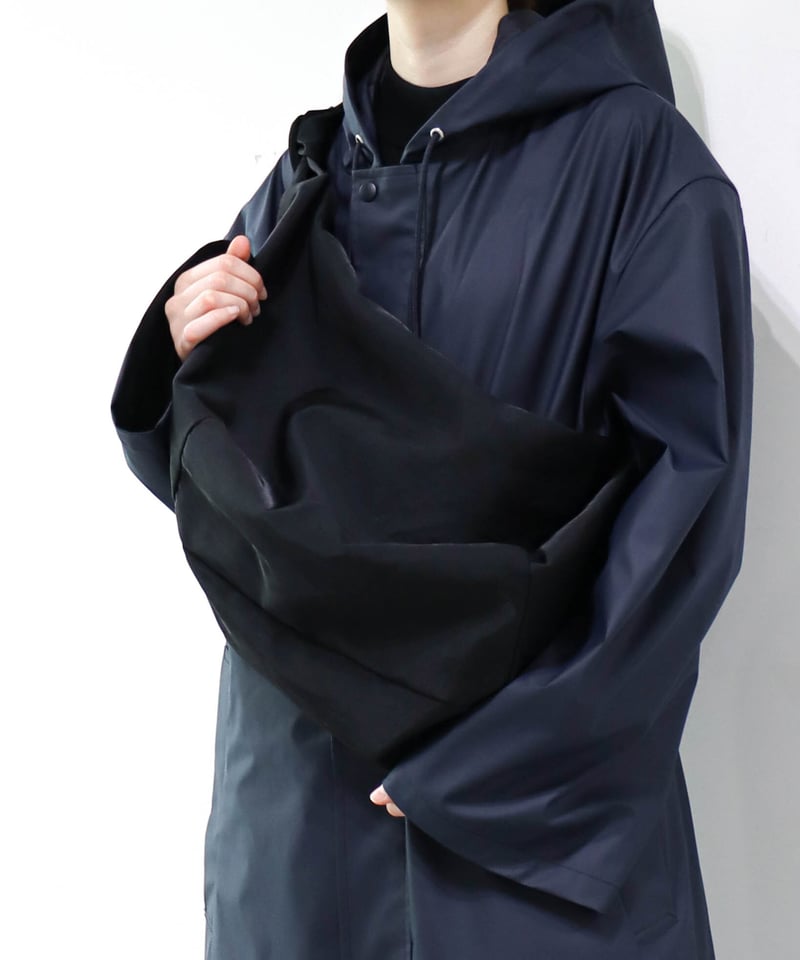 ●PIGMENT●HALF-MOON PADDING BAG_NAVY / 大きくて軽い BIG HALF MOON SHOULDER BAG | CTHY