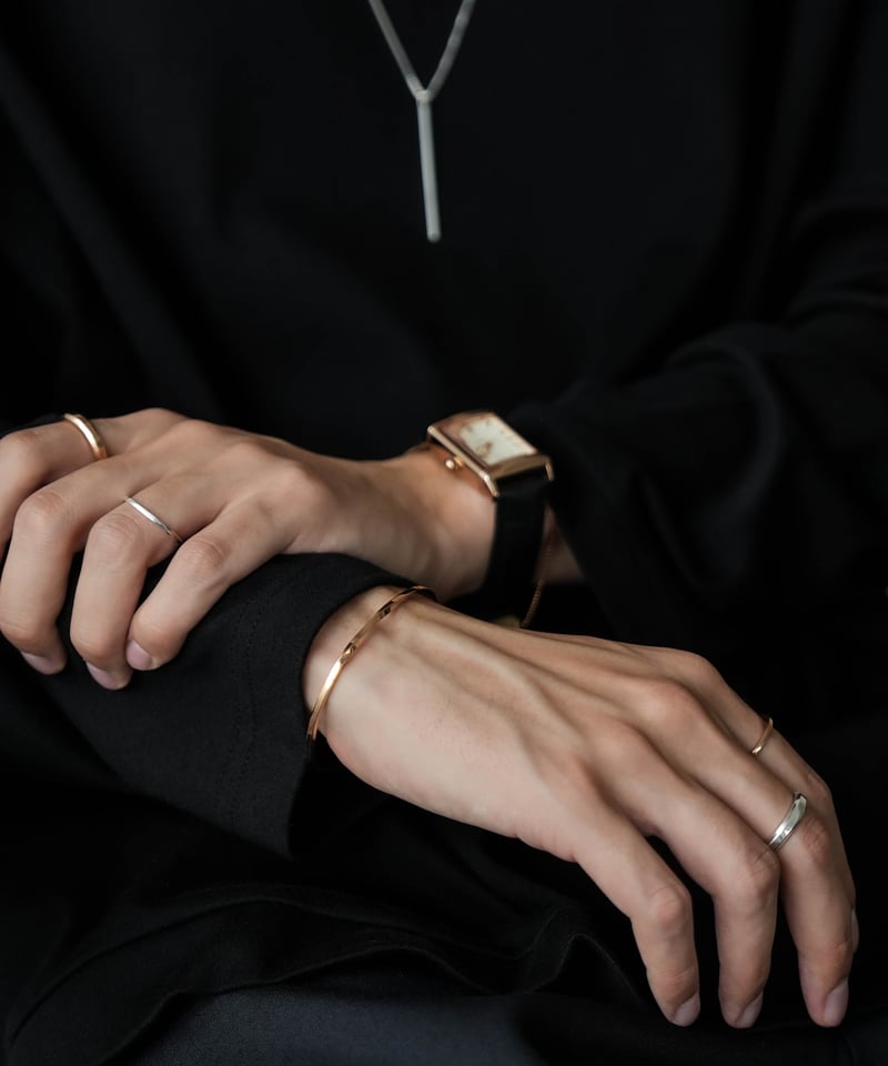 HIGH TWIST BANGLE | CTHY